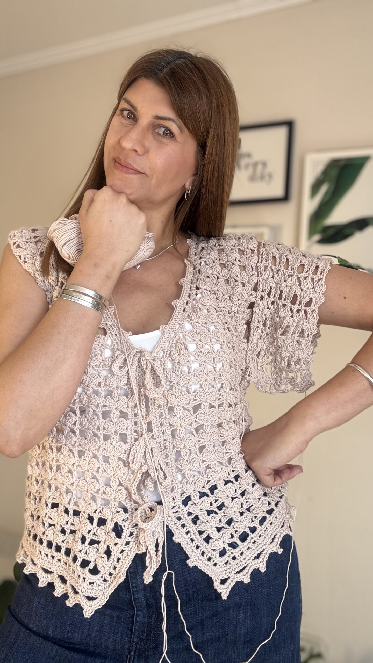 Taller online en vivo. Tejé el chaleco-camisa Aura desde cero conmigo. - Imagen 2